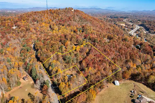 1300 Mine Gap RD, Zirconia, NC 28790