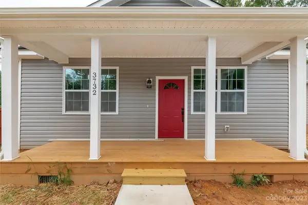 3732 Oakwood RD, Charlotte, NC 28269