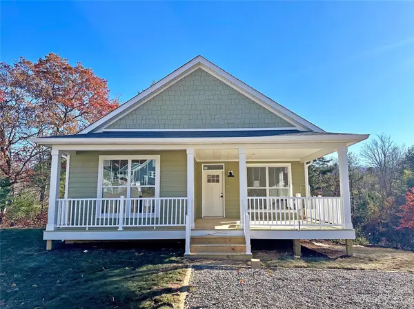 1029 Padgett PL, Black Mountain, NC 28711