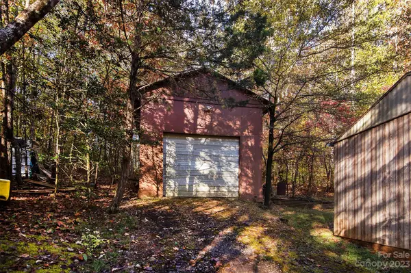 5641 Daybrook CT, Stanley, NC 28164