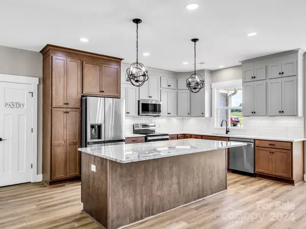 1295 Coppergate DR, Salisbury, NC 28147