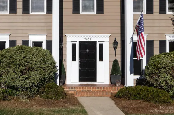 2838 Oxborough DR, Matthews, NC 28105