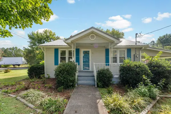 101 Hyatt ST, Waynesville, NC 28786