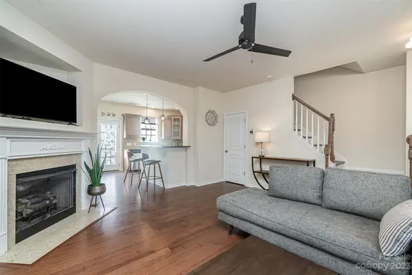205 Misty Knoll LN, Belmont, NC 28012