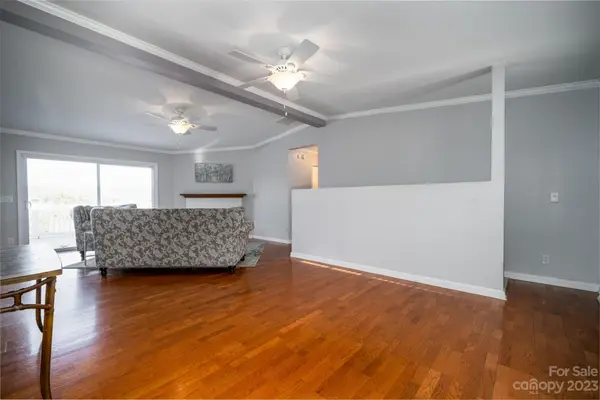 276 Tadpole LN, Taylorsville, NC 28681