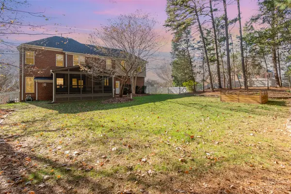2943 Providence Trail LN, Charlotte, NC 28270