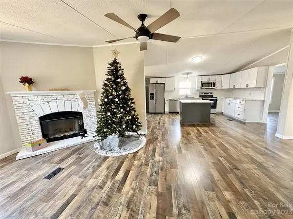 1118 Ostwalt Amity RD, Cleveland, NC 27013