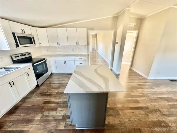 1118 Ostwalt Amity RD, Cleveland, NC 27013