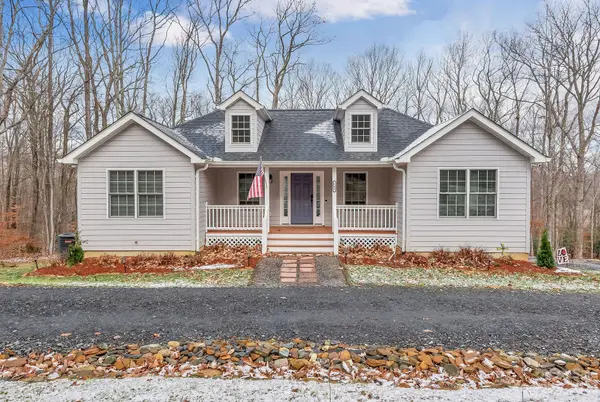 142 Hillside LN, Jefferson, NC 28640