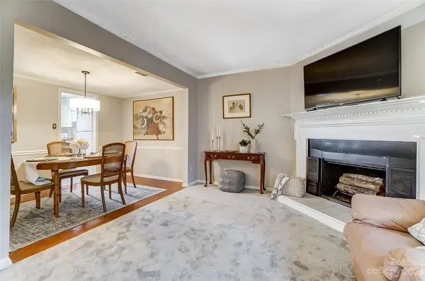 8469 Ramath DR Charlotte, NC 28211
