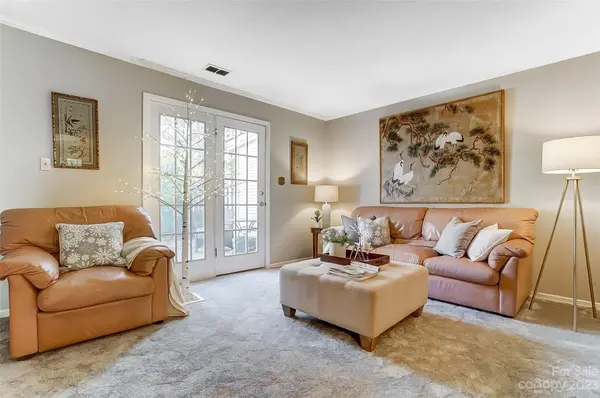 8469 Ramath DR, Charlotte, NC 28211
