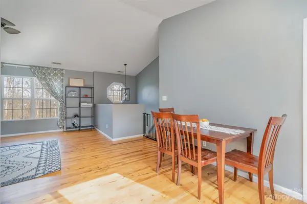 3017 Kay ST, Conover, NC 28613