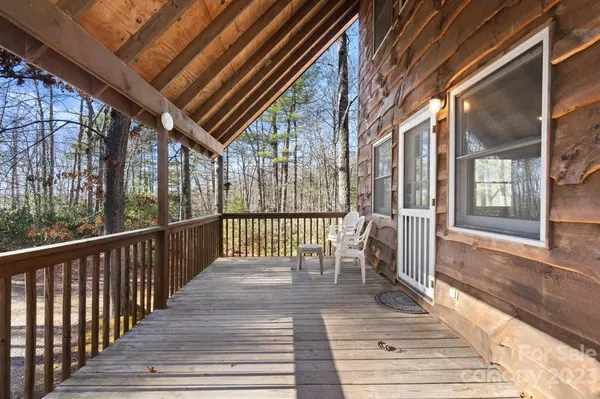 680 Trojan Horse CIR, Fleetwood, NC 28626