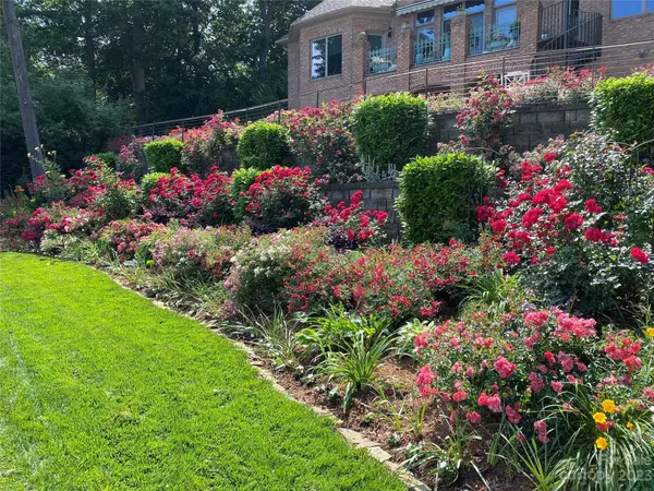 190 Plantation DR, Mooresville, NC 28117