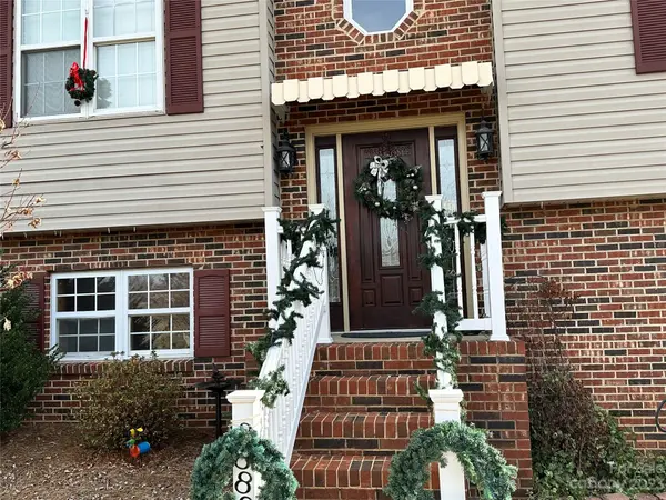 3888 Pumpkin LN, Conover, NC 28613