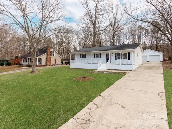 4306 Freeport DR, Gastonia, NC 28052