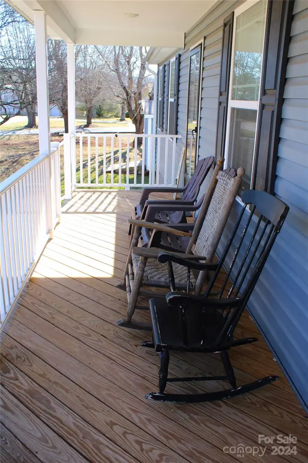 211 Windsor ST, Connelly Springs, NC 28612