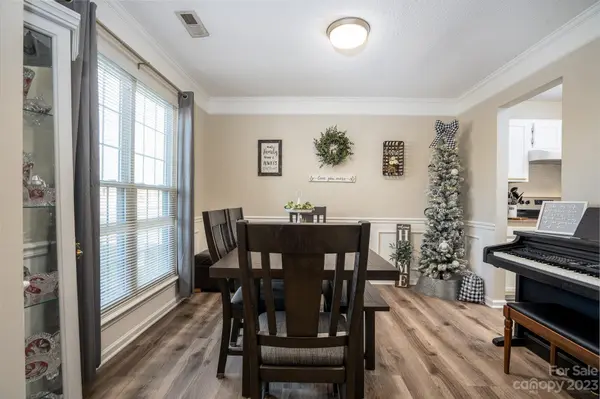1220 Midlake RD, Kannapolis, NC 28083