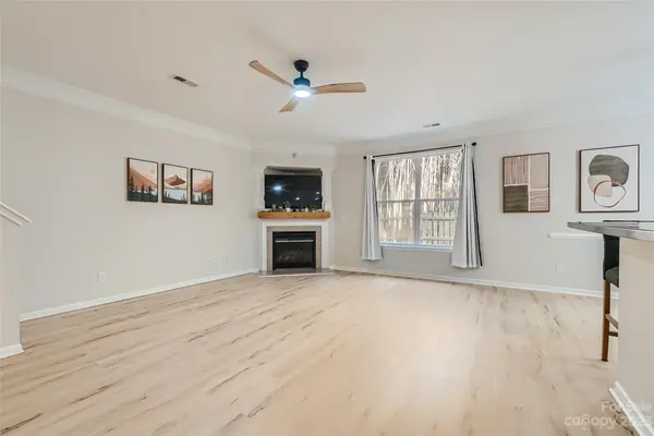 4114 Bathurst DR, Charlotte, NC 28227