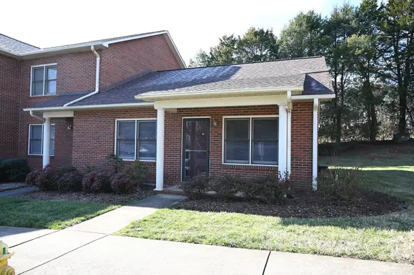 102 Brandywine DR NE #E6, Conover, NC 28613