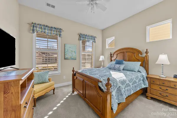 487 Granite Lake CT, Denver, NC 28037