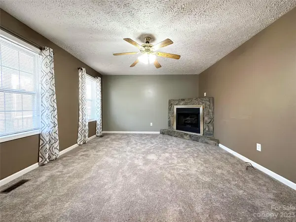 1480 Cedar Valley Church RD #4, Lenoir, NC 28645