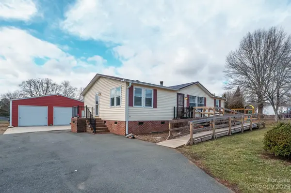 1181 Furnace RD, Iron Station, NC 28080