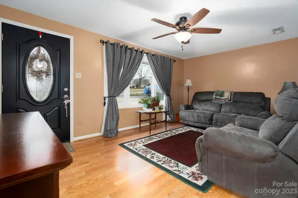 1113 Pecan ST, Conover, NC 28613