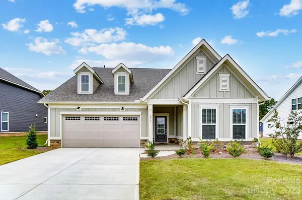 614 Hinterland LN, Matthews, NC 28104