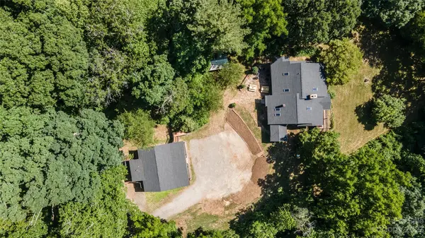 116, 118 Naples RD, Asheville, NC 28804