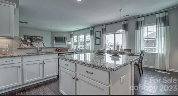 239 Abersham DR #351, Mooresville, NC 28115