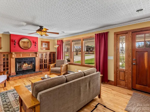 412 8th AVE, Maiden, NC 28650