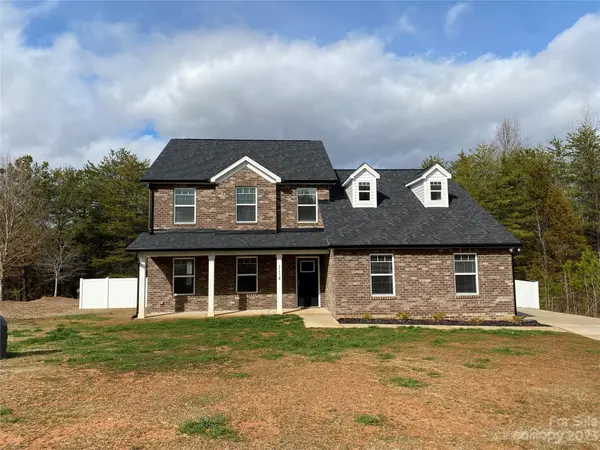 114 Hidden Oaks DR, Rockwell, NC 28138