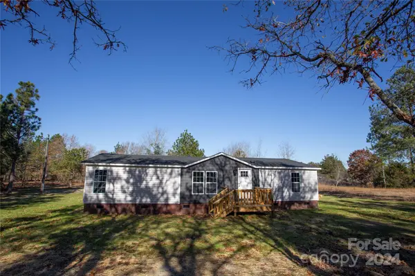 1382 Charlie Johnson RD, Kershaw, SC 29067