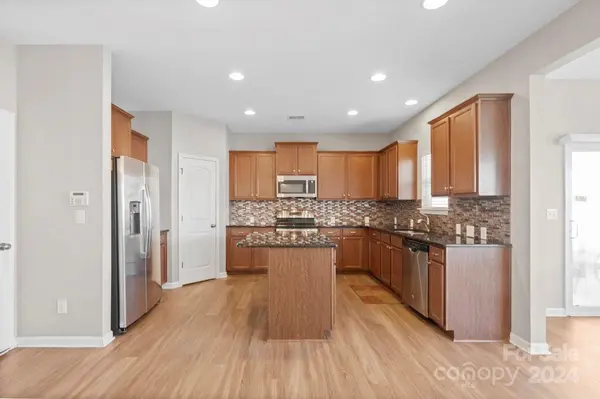 5142 Elementary View DR, Charlotte, NC 28269