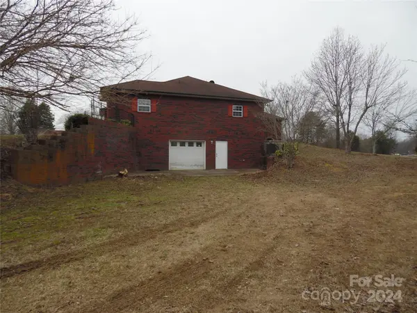 3201 Buffalo Shoals RD, Newton, NC 28658