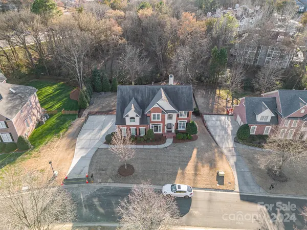 8922 Abrell Walk CT, Charlotte, NC 28226