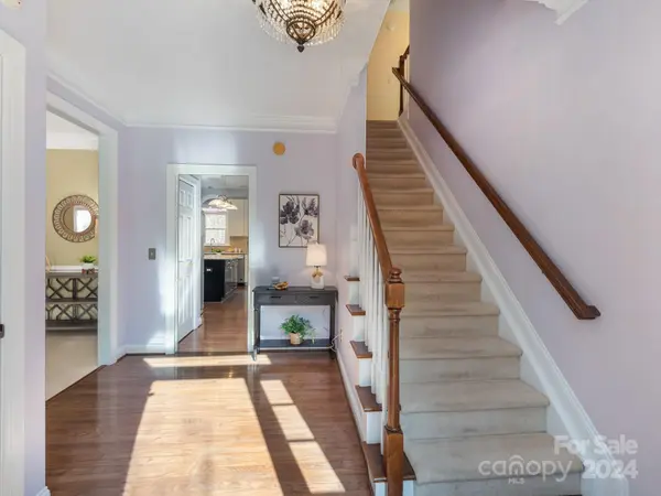 9027 Hatley PL, Charlotte, NC 28277
