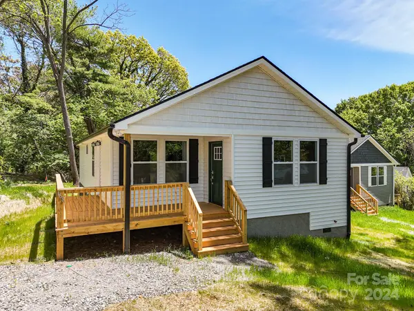 168 Lower Edgewood RD, Candler, NC 28715