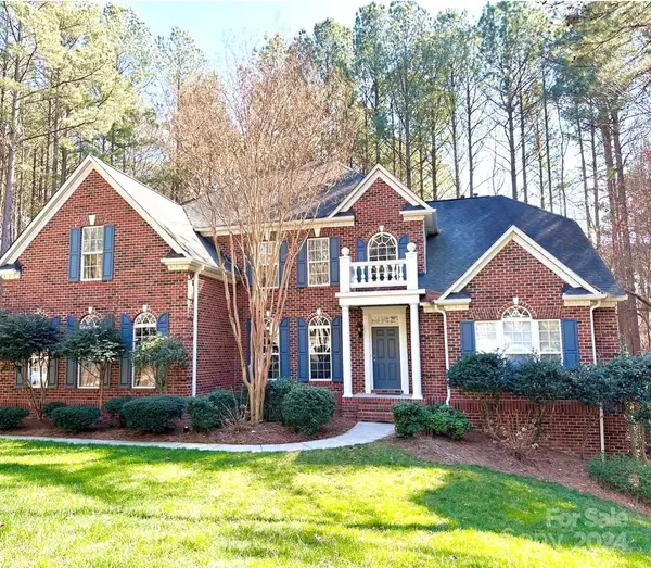 107 Summer Wind LN, Mount Holly, NC 28120