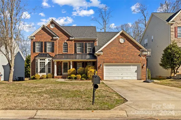 198 Winterbell DR, Mooresville, NC 28115