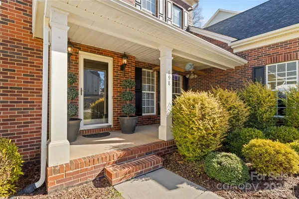 198 Winterbell DR, Mooresville, NC 28115