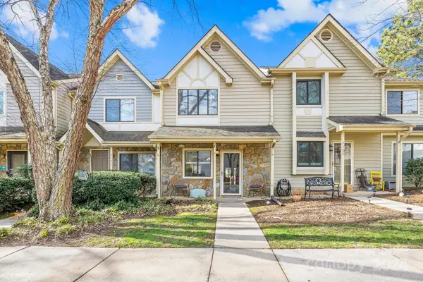 4107 North Course DR, Charlotte, NC 28277