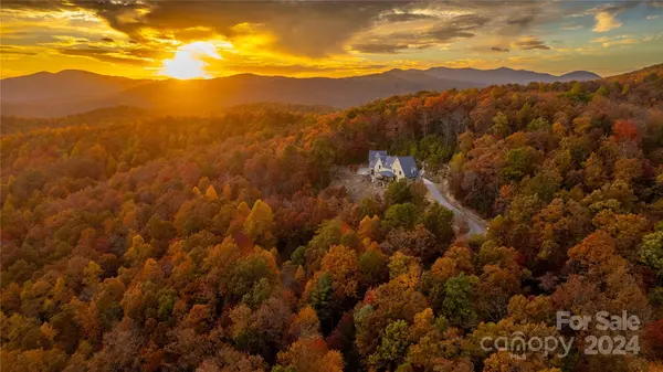 92 Bird Creek Estates RD, Black Mountain, NC 28711