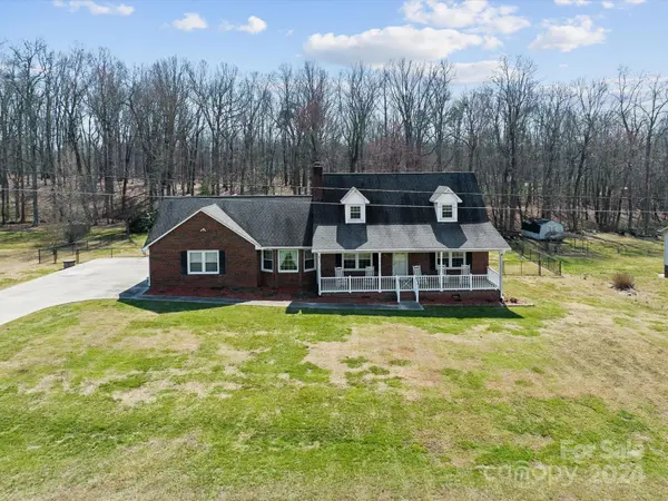 3941 Holly Springs DR, Newton, NC 28658
