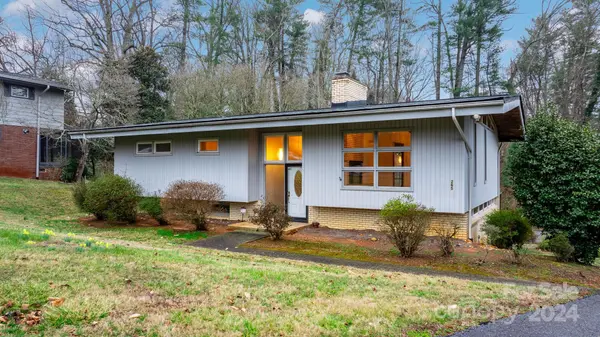 265 33rd AVE NW, Hickory, NC 28601