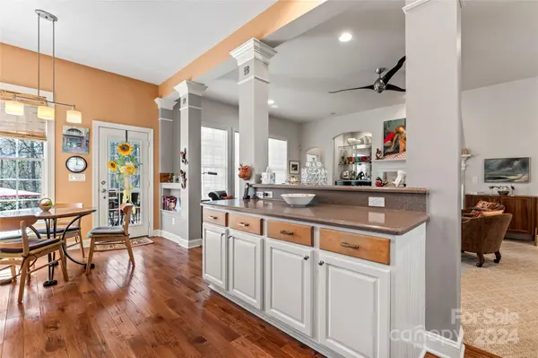 7005 Holly Grove CT, Matthews, NC 28104