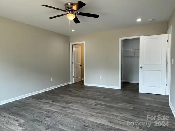738 Starcliff CIR Lancaster, SC 29720