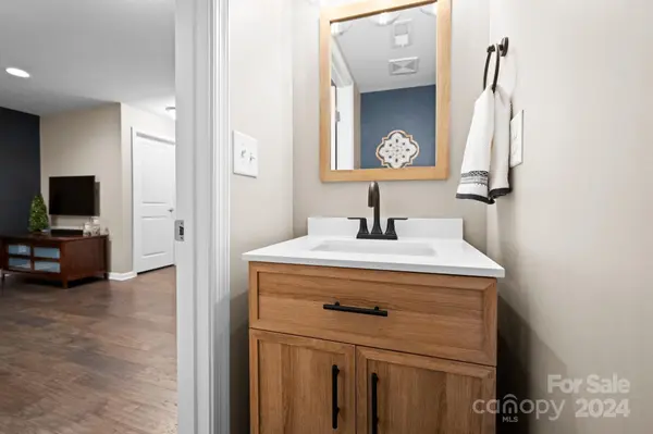 181 W Summit AVE, Charlotte, NC 28203