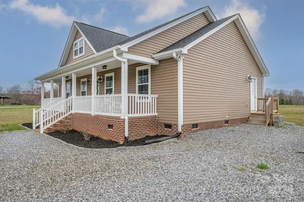 4572 Ernest Houser RD, Lincolnton, NC 28092